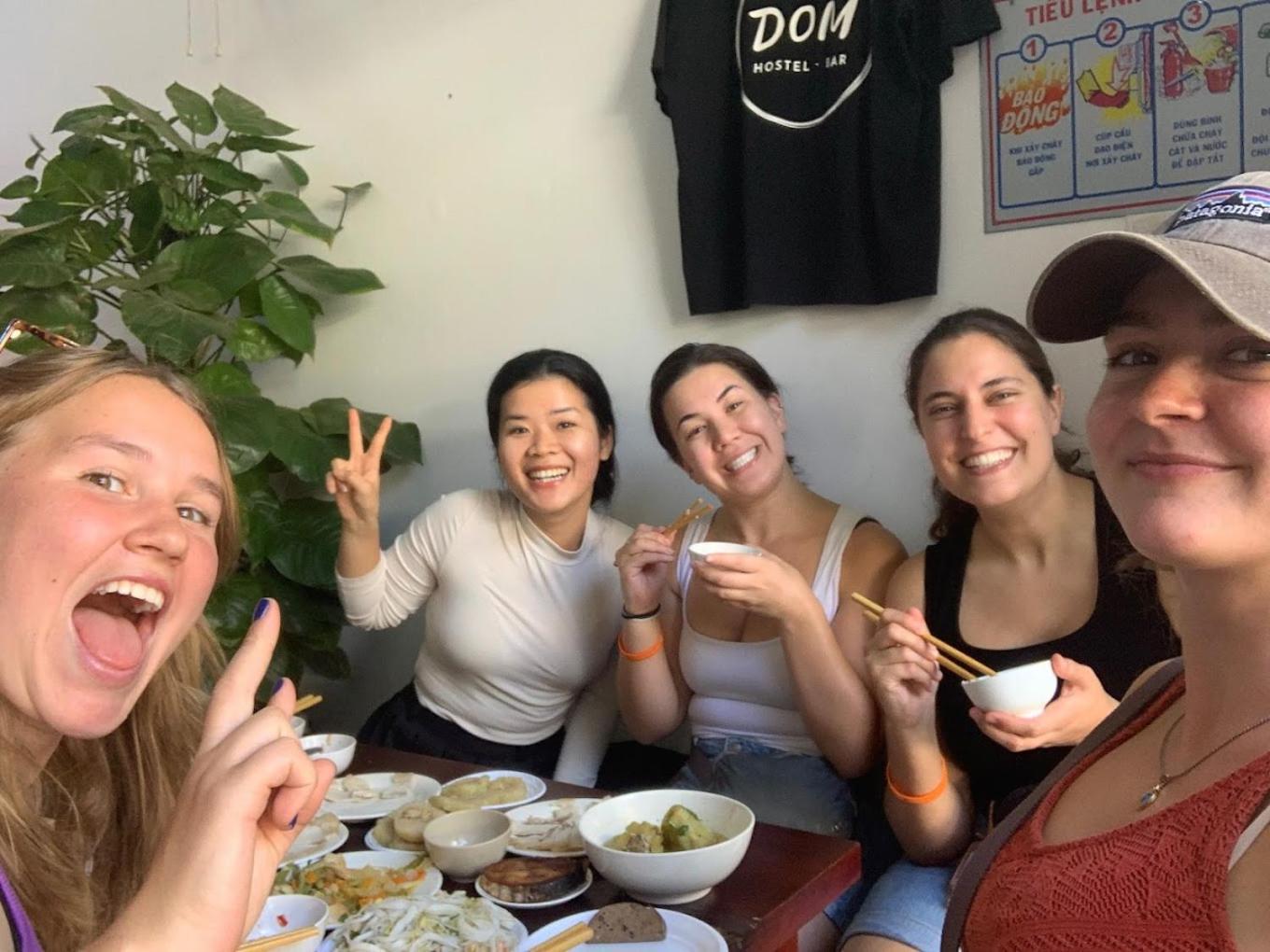 Dom Hostel Hoian Old Town Location Хой Ан Екстериор снимка